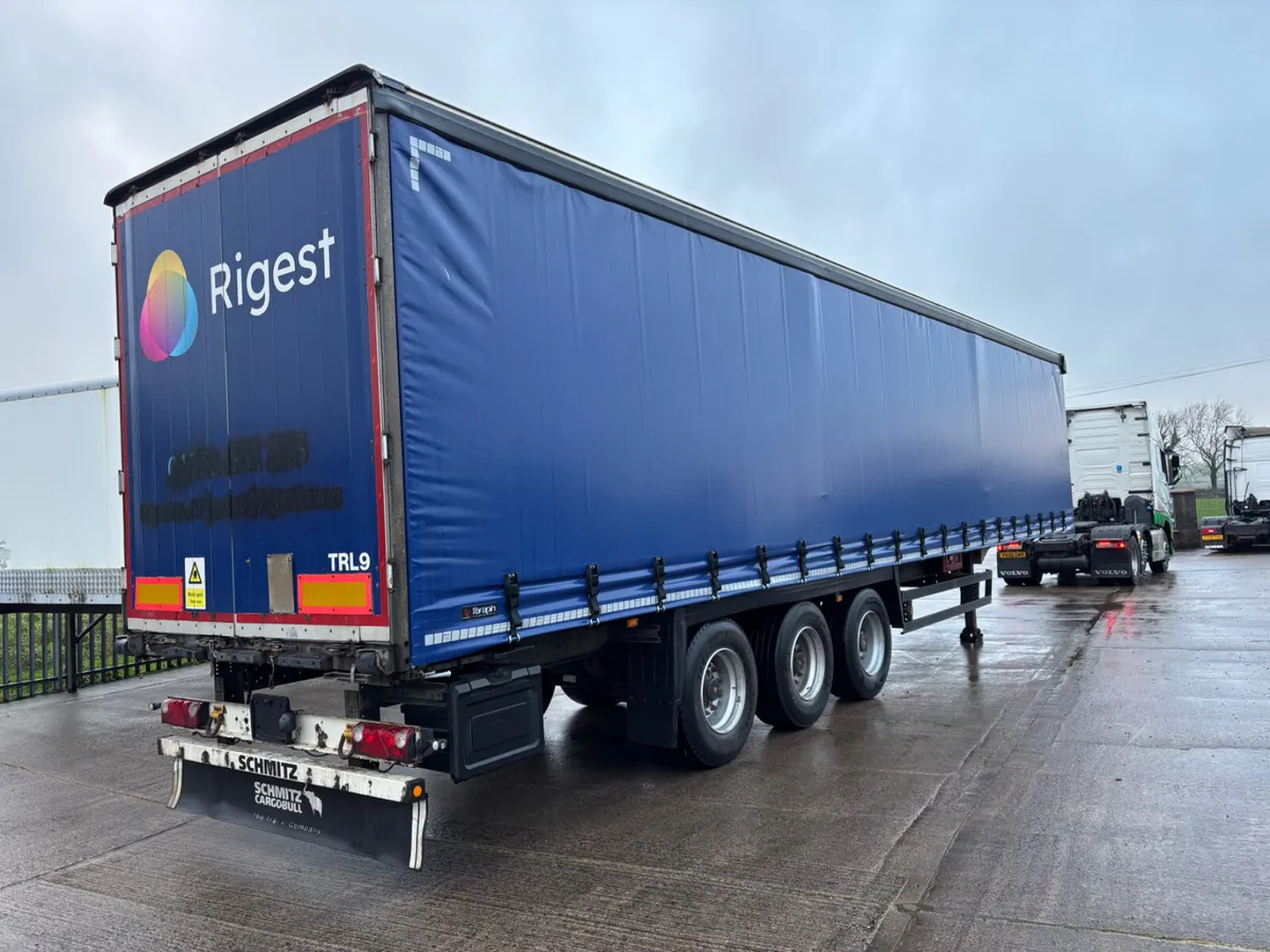 2015 Schmitz Curtainsider New curtains Drum brakes - Image 1