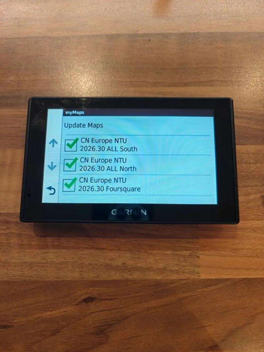 Garmin TRUCK / COACH sat nav with EIRCODES - Image 2