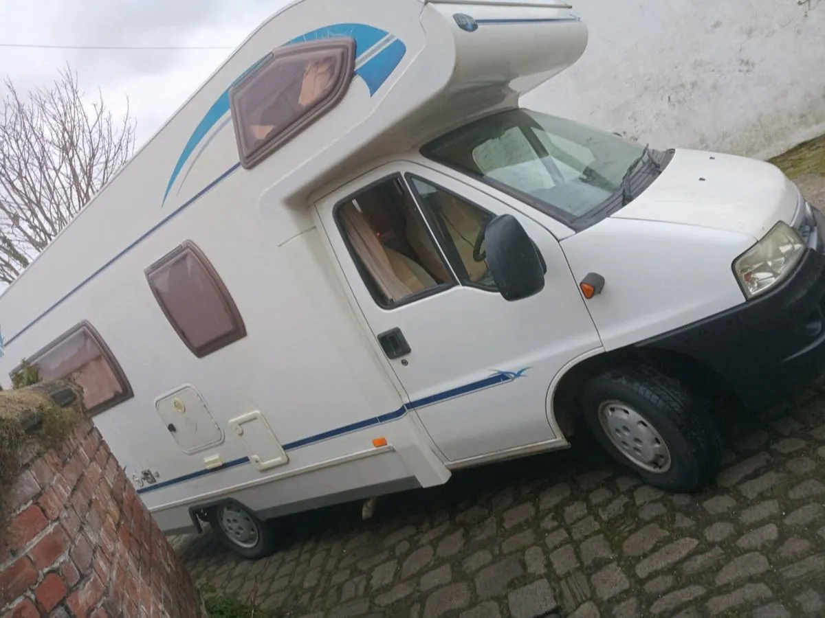 2000 lunar newstar 4 berth - Image 4