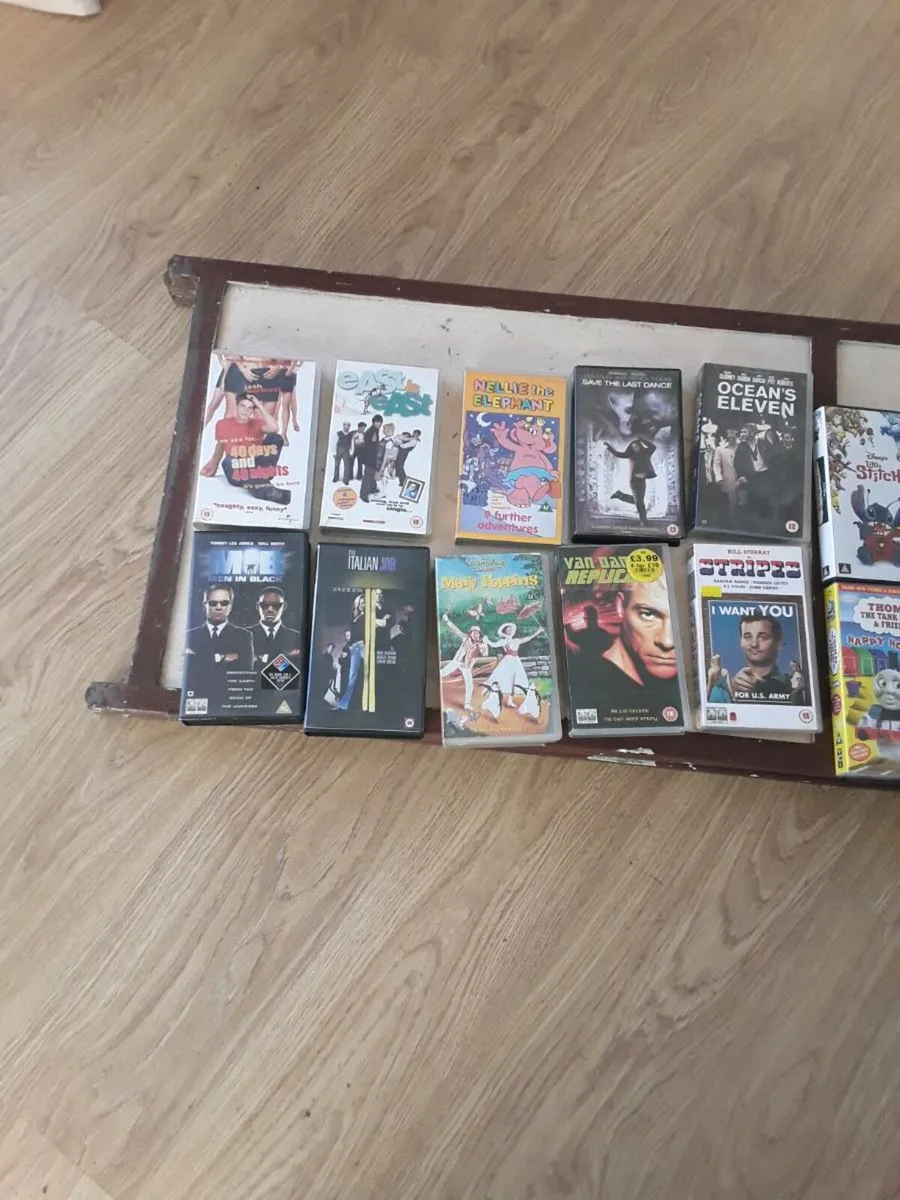 Vhs video loads of  one euro each - Image 3