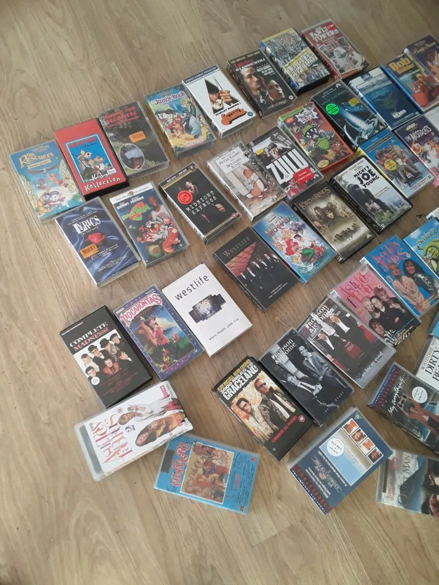 Vhs video loads of  one euro each - Image 2