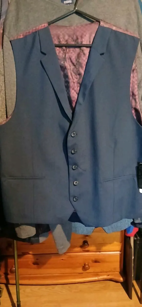 New Skopes suit waistcoat - Image 2