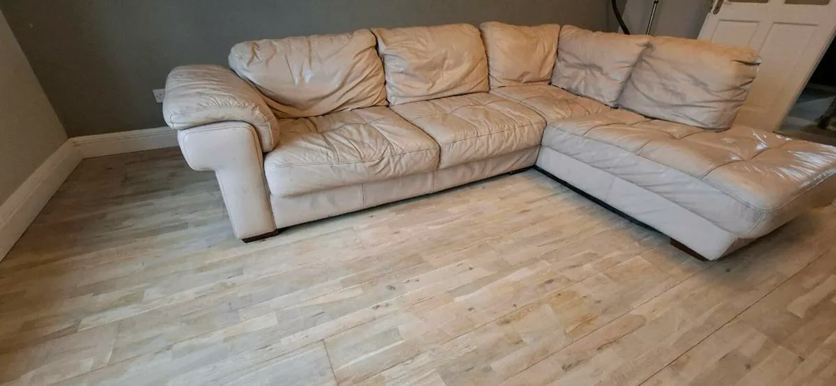 L Shape Corner sofa **FREE** - Image 1