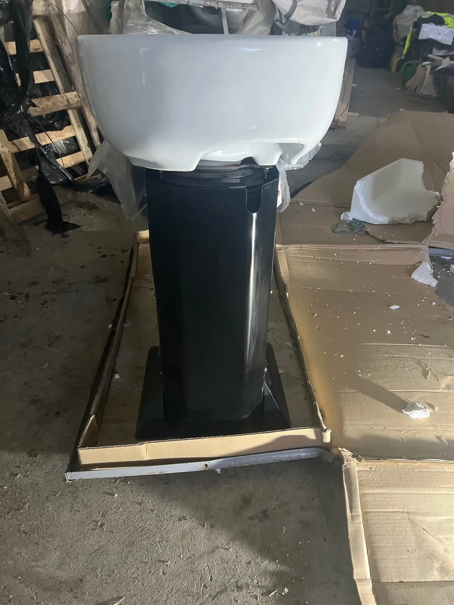 Hairdresser Basin Station - Image 3