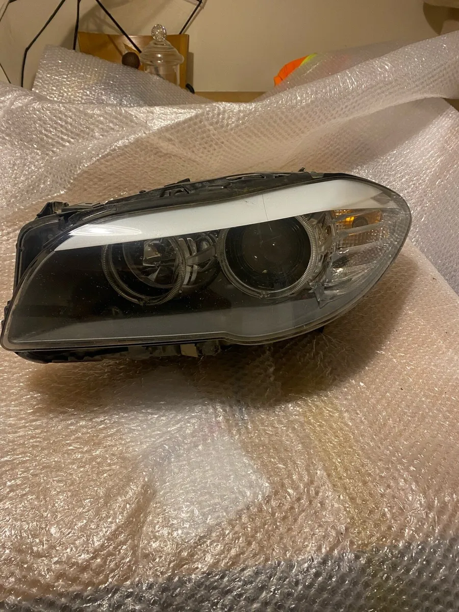 BMW F10 Headlights F-11 - Image 1