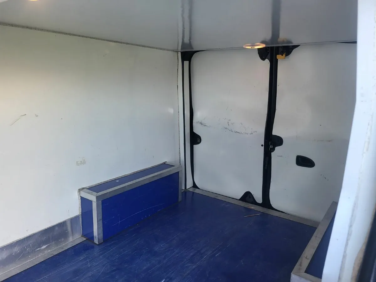 Renault Trafic 2021 - Image 3