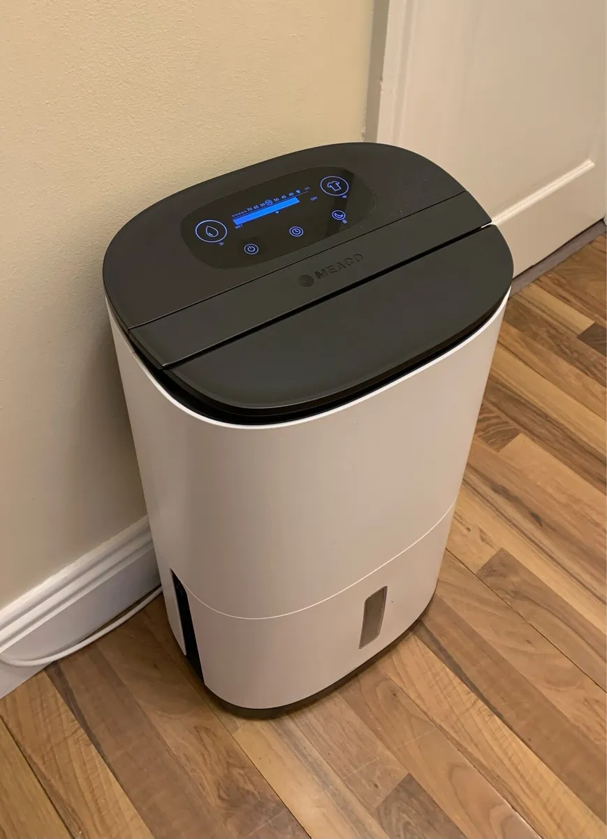 MeacoDry Dehumidifier and Air Circulator - Image 2