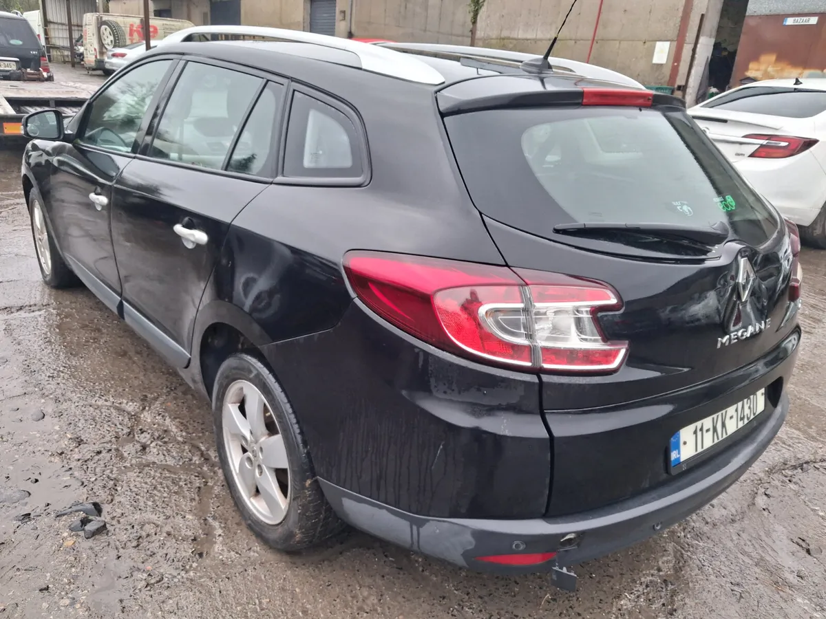 2011 Renault Megane estate parts - Image 3