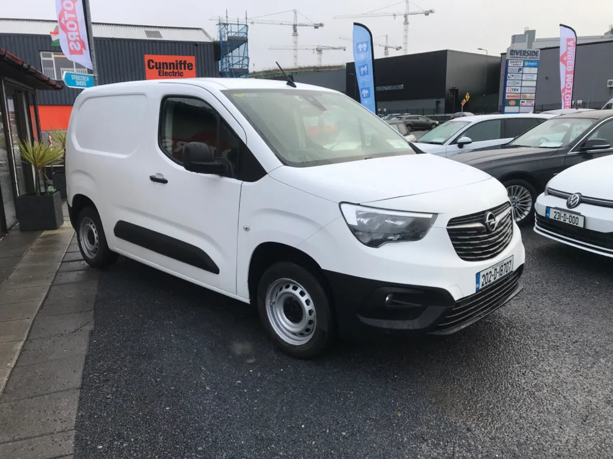 2020 Opel Combo **NO VAT** - Image 3