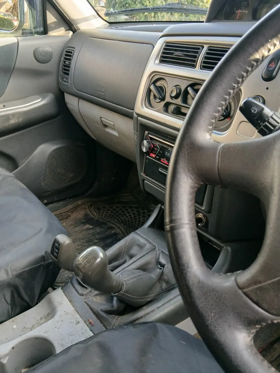 Mitsubishi Pajero 2005 - Image 4