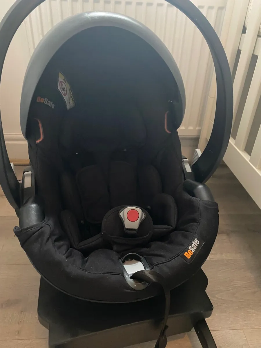 Car seat and Base - Image 2