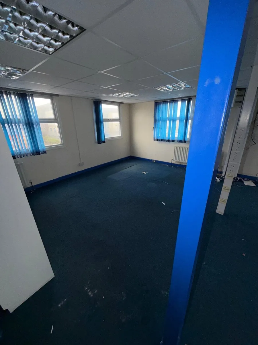 Three Portacabins - Image 4