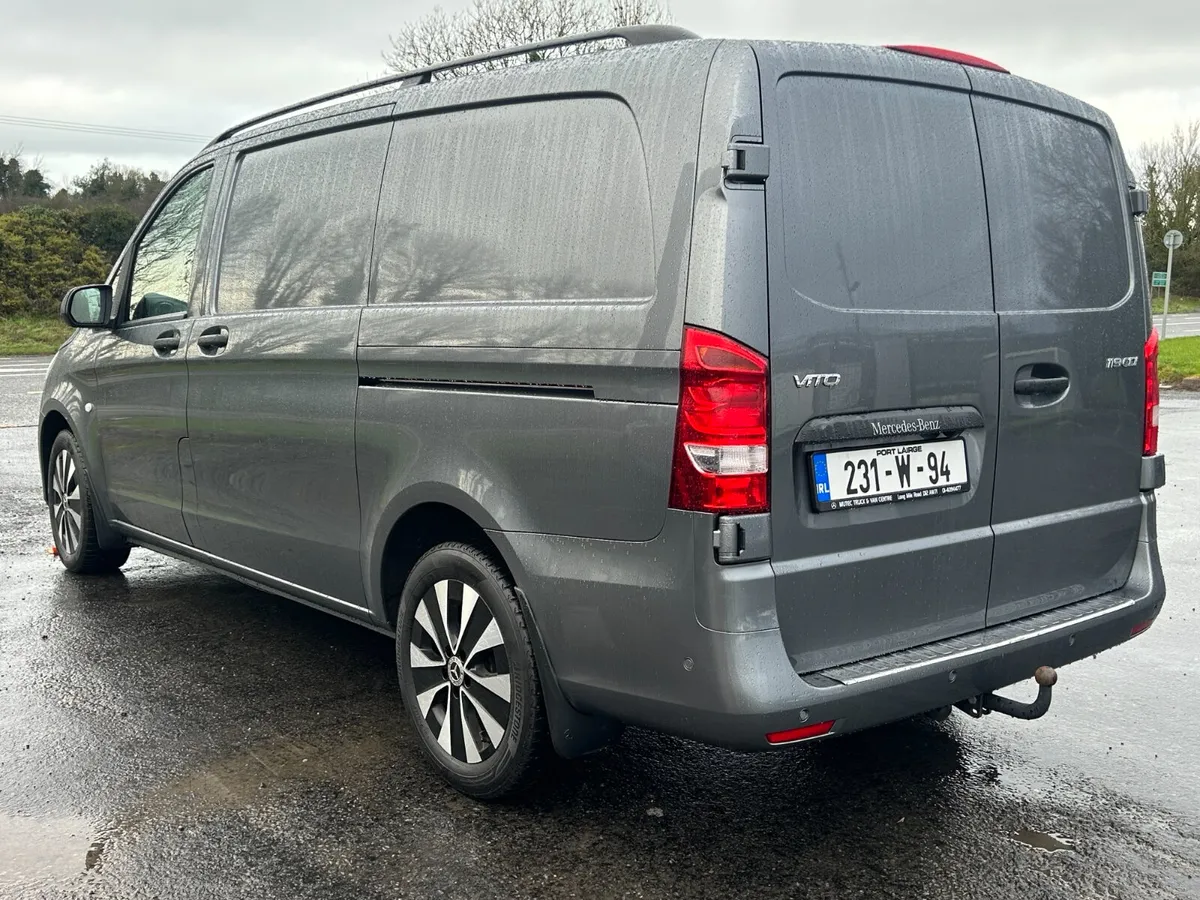 119L Automatic - Image 3