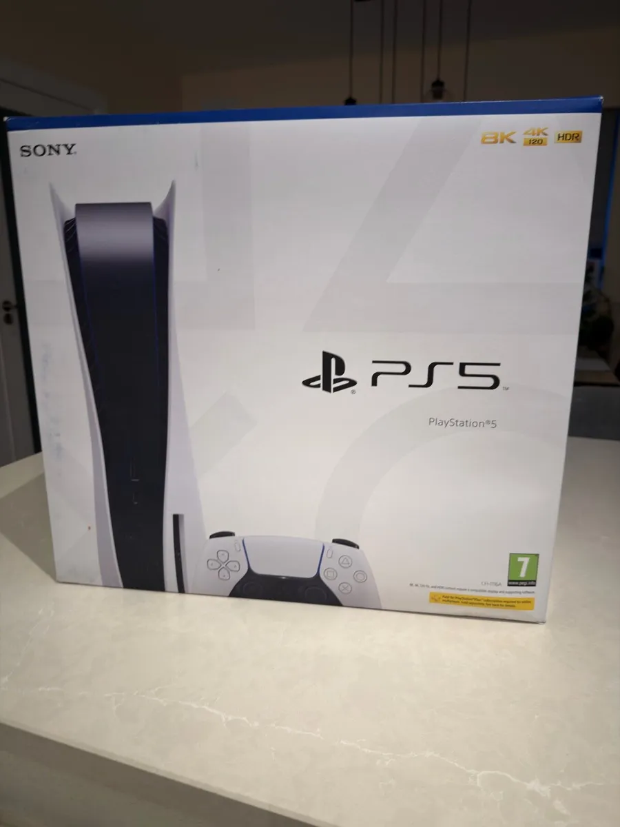 PS 5 (Disc version) - Image 1