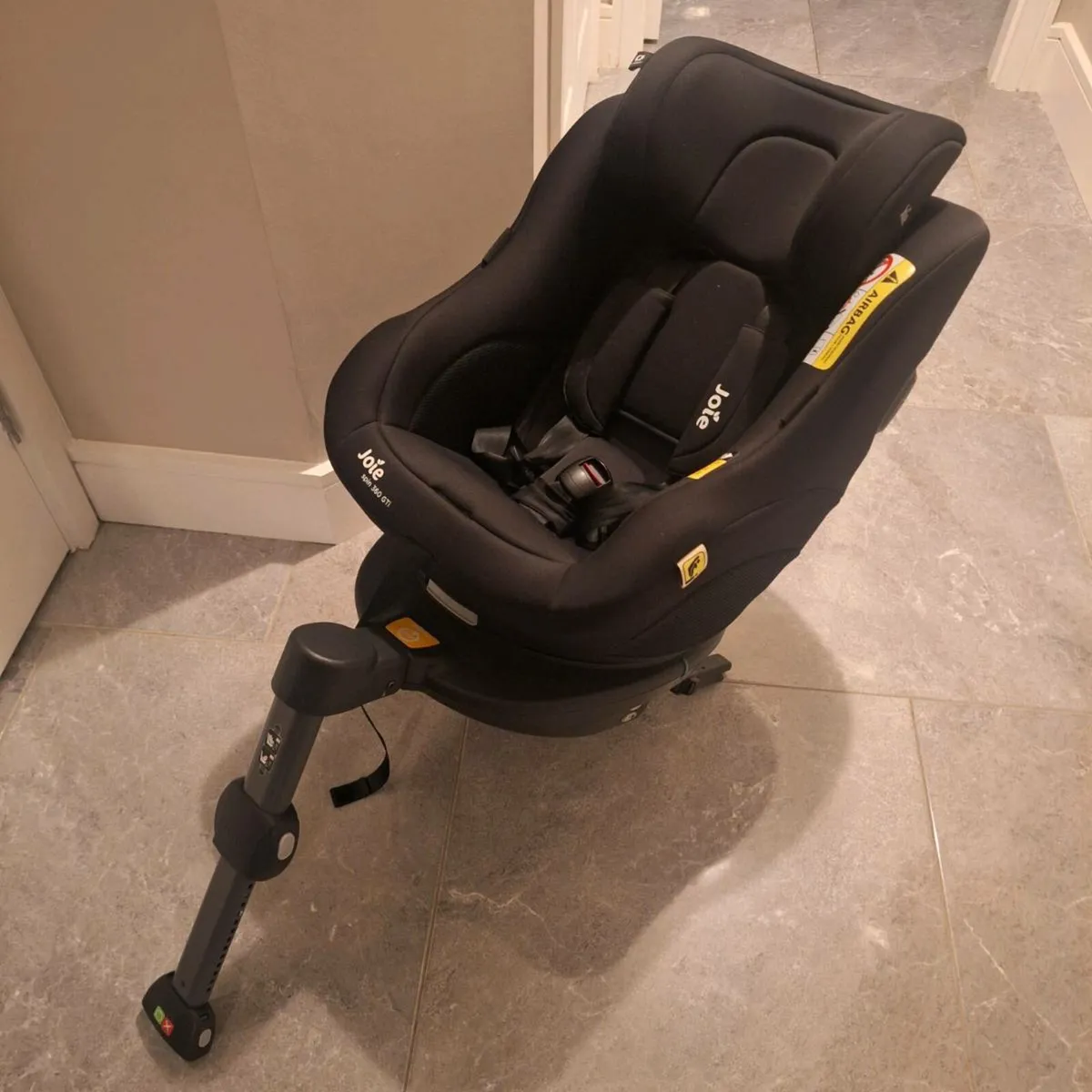 Joie Spin 360° GTI ISOFIX swivel - Image 1