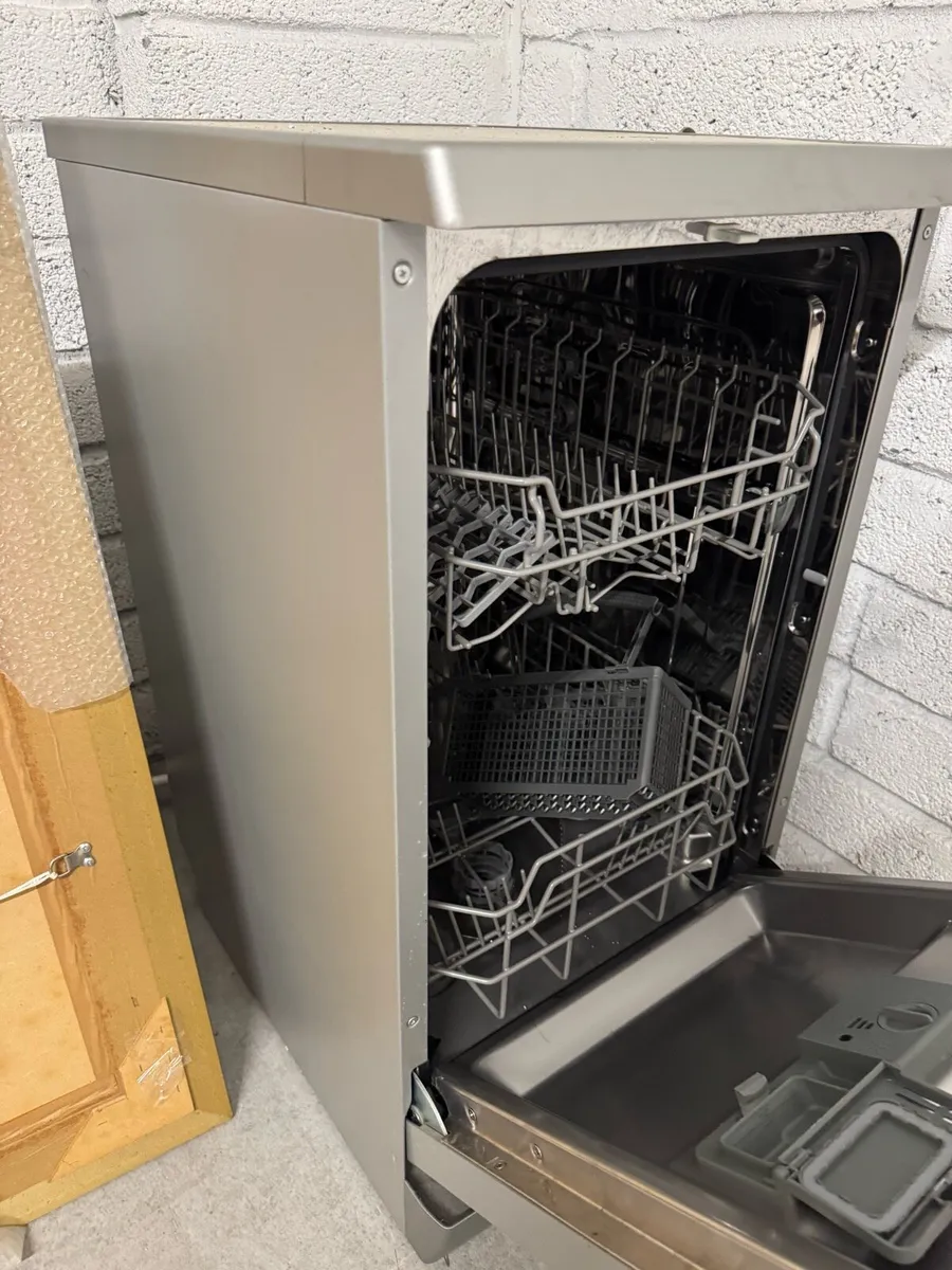 Dishwasher - Image 4