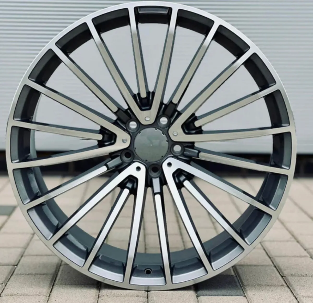 20” Merc  suit c e s class 5x112