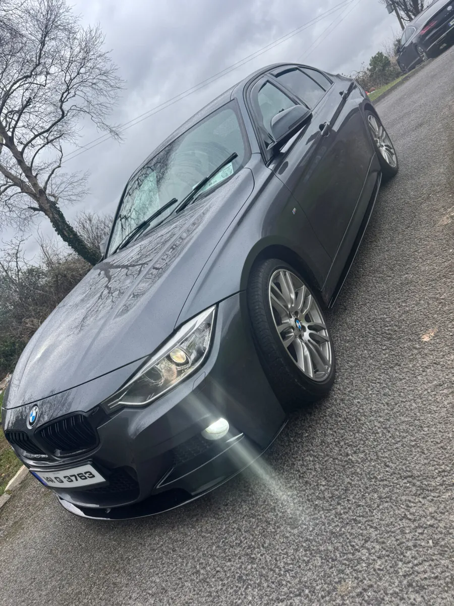 Tinted wind deflectors offer - Image 1