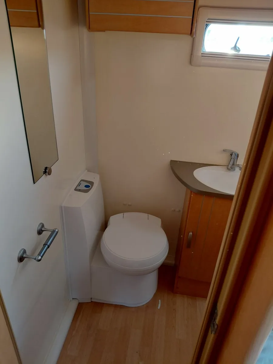 2011 Bailey olympus - Image 4