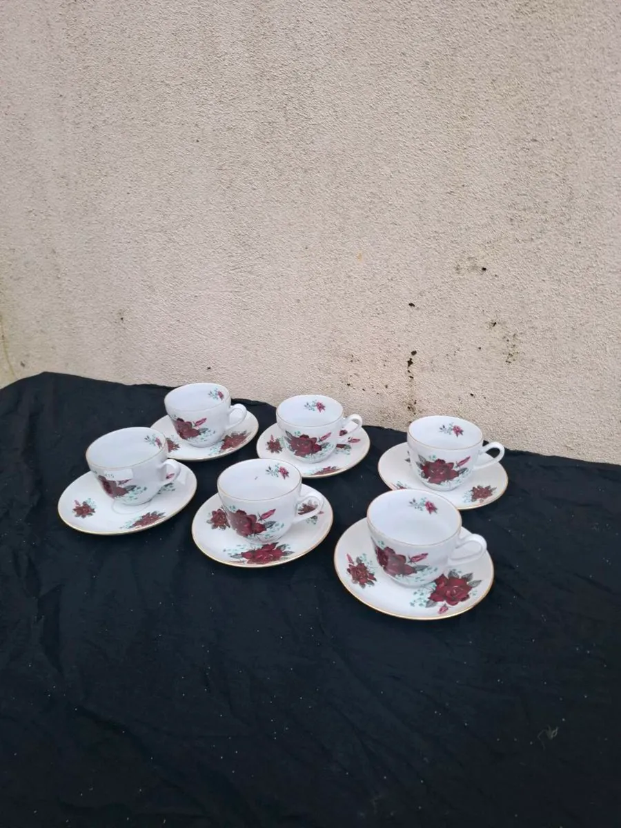 6 china red roses cups and saucers - Image 1