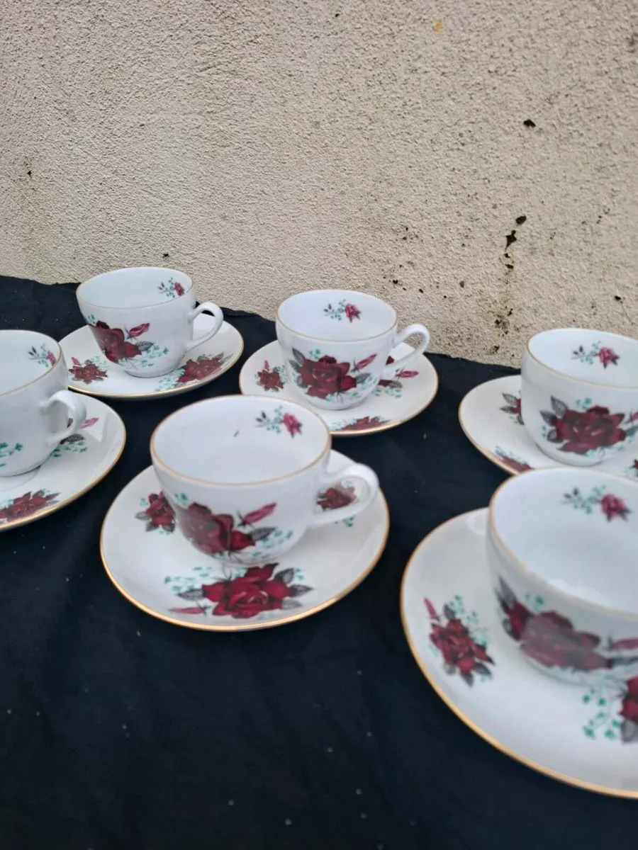 6 china red roses cups and saucers - Image 2