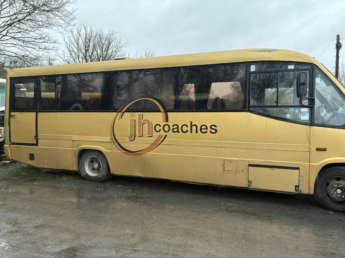 Mercedes-Benz Vario 2005 - Image 2