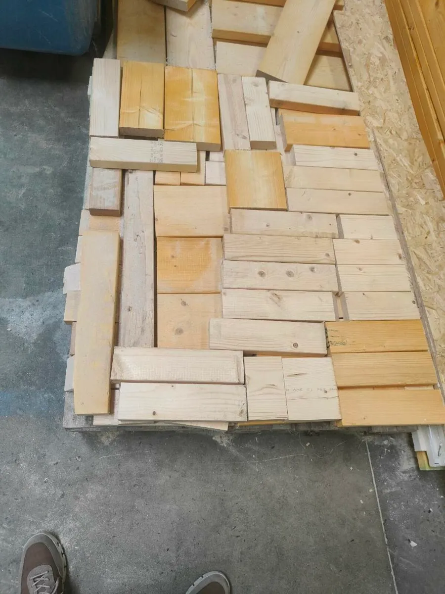 Firewood / kindling - Image 1