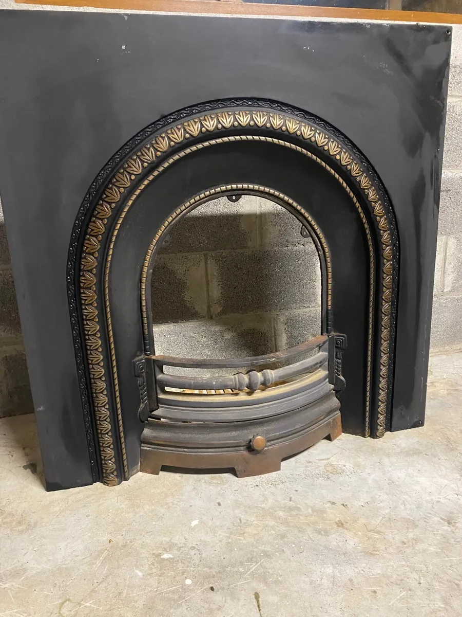 Fireplace insert - Image 2