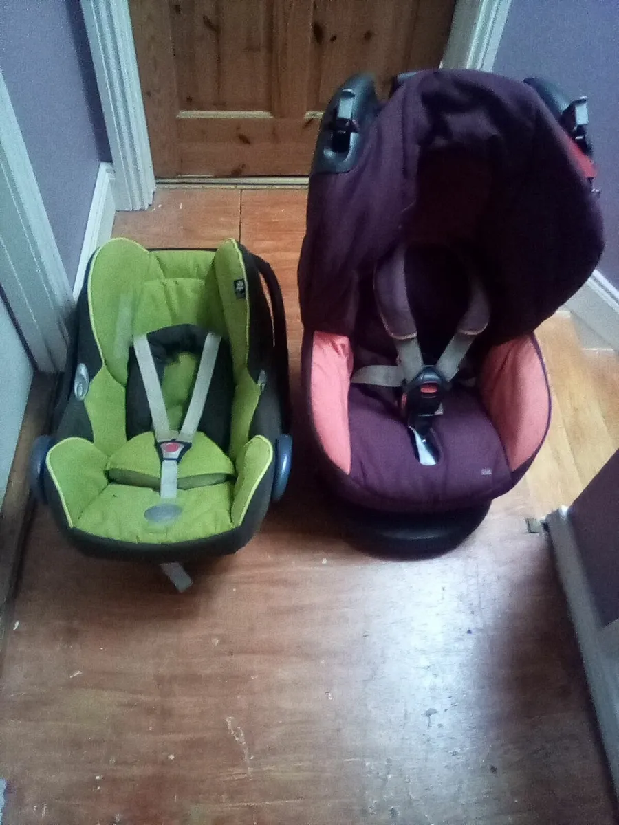 Child car seats - Image 1