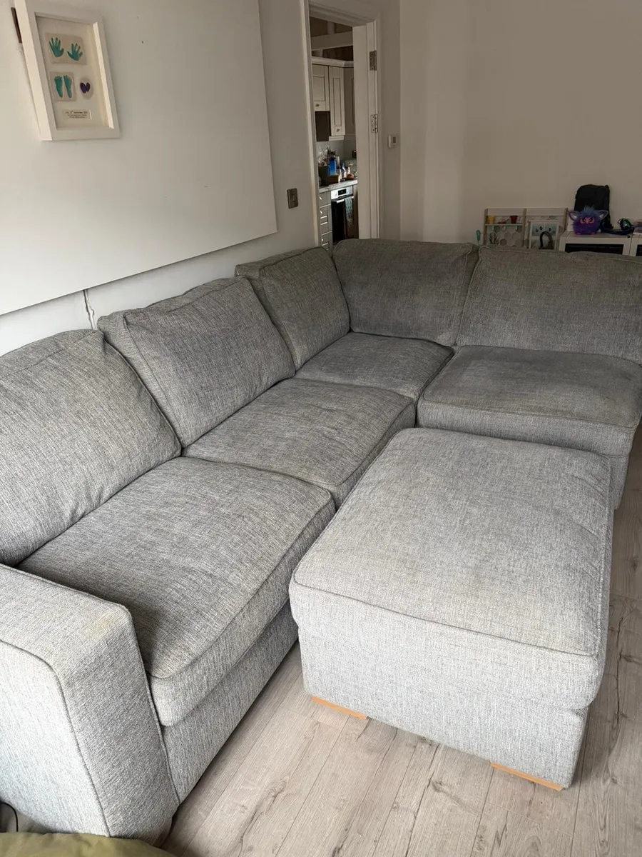 L shaped couch with footstool - Image 4