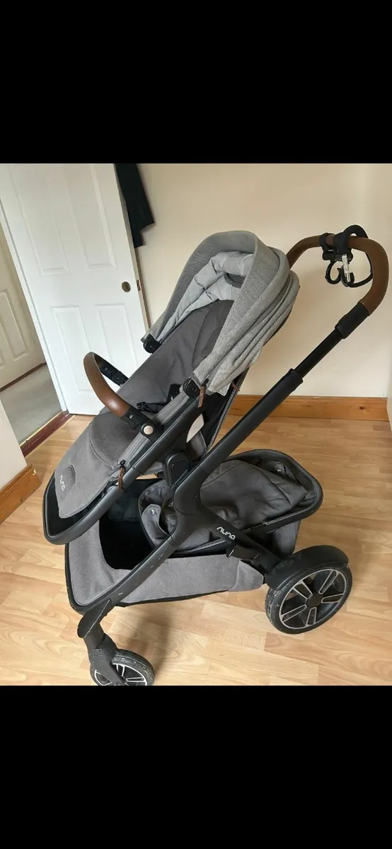 Nuna Oxford Pram - Image 1