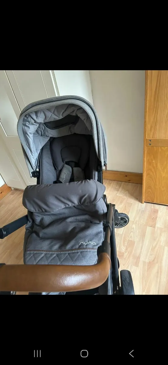 Nuna Oxford Pram - Image 2