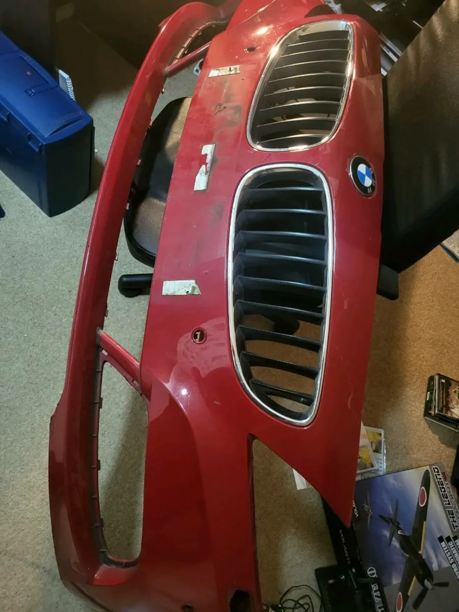 Z4 car bumper - Image 2