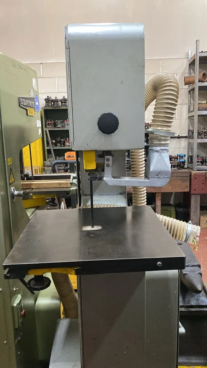 3 phase 2 large startrite bandsaws. - Image 1