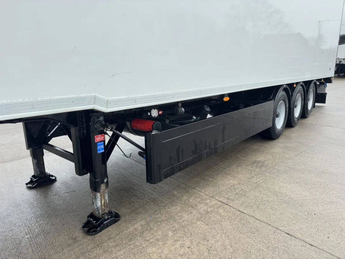 2020 GRAY & ADAMS 2020 GRAY & ADAMS TWIN EVAP FRID - Image 4