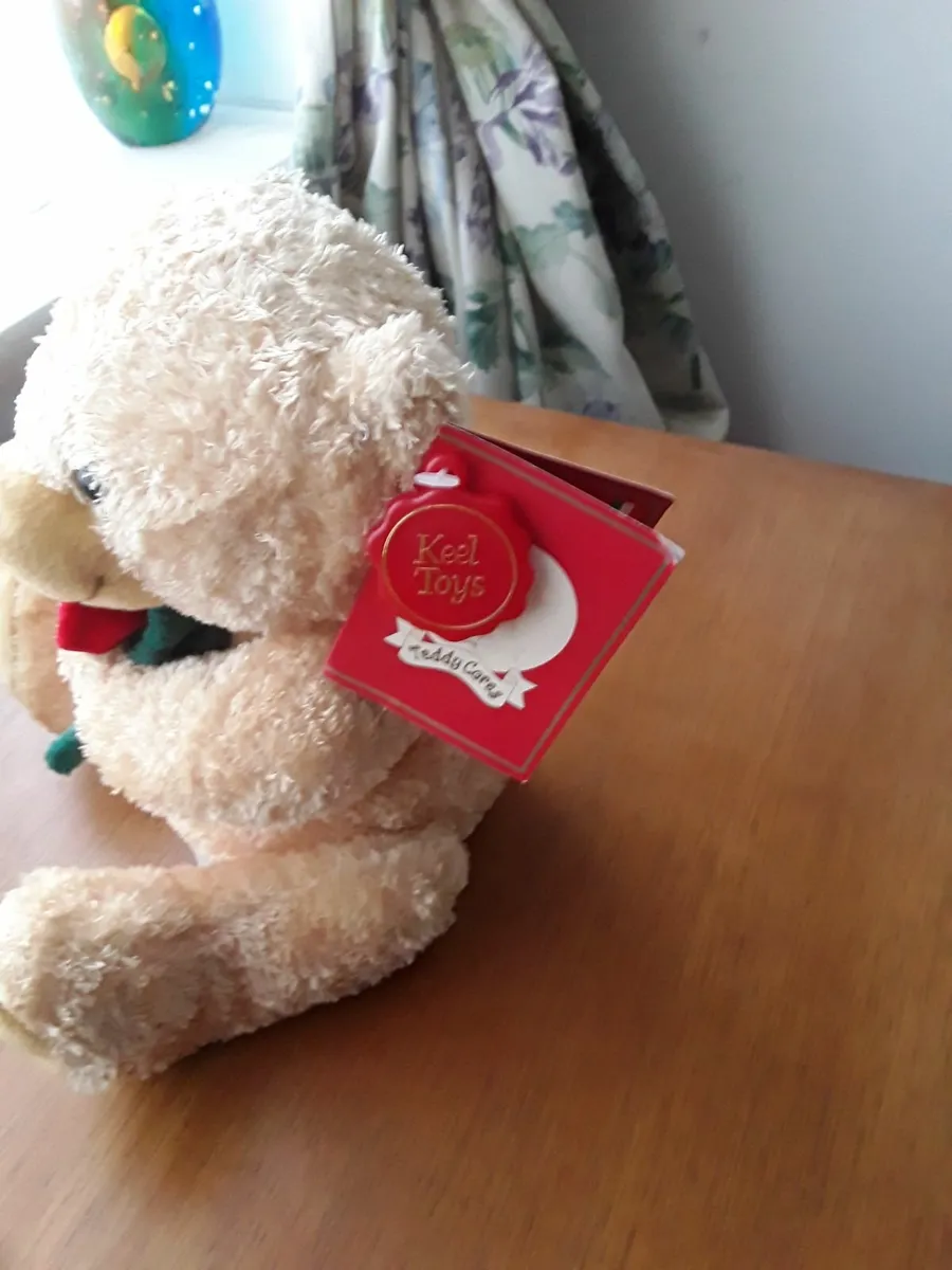Small brand new Valentines teddy bear - Image 2