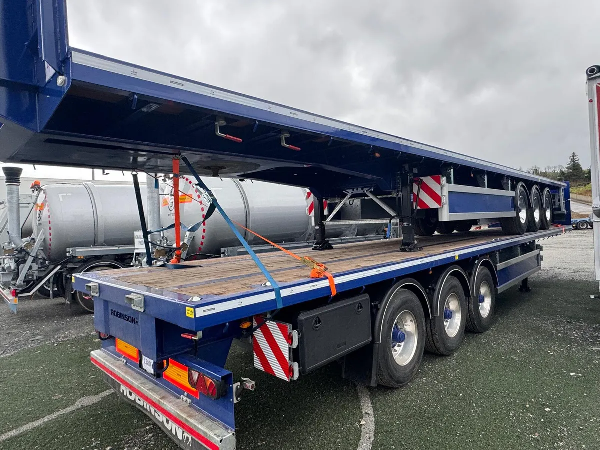 New Robinson Flat Trailers - Image 1