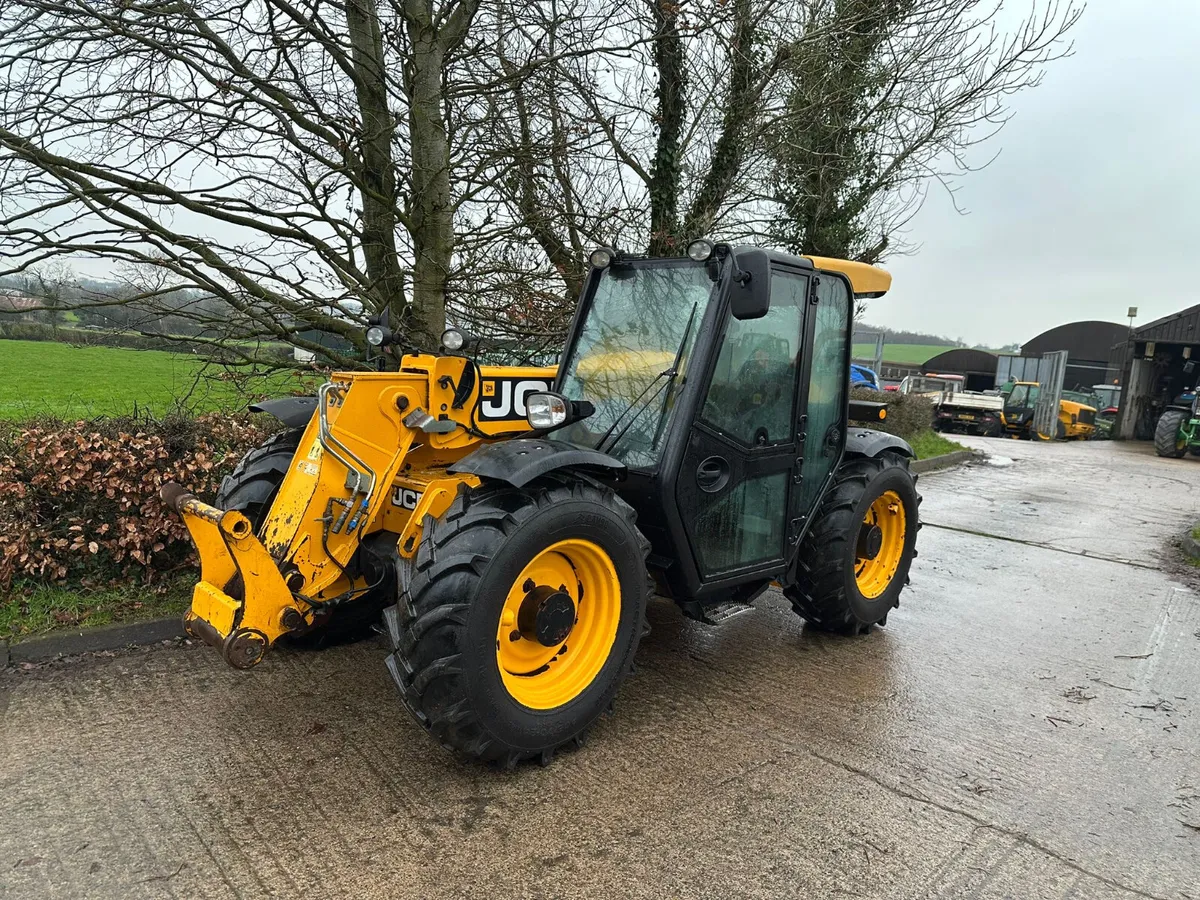 JCB 527/58 Agri - Image 4