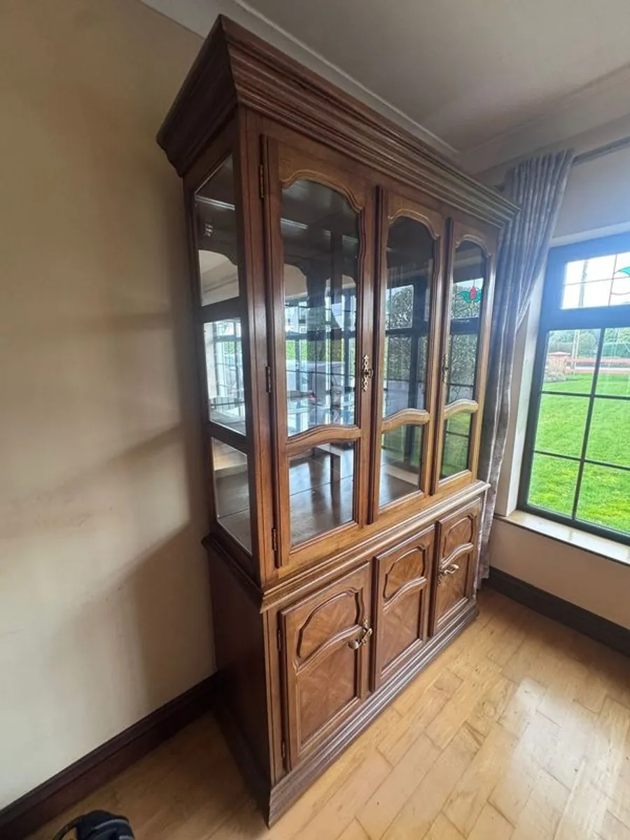 Display Cabinet - Image 3