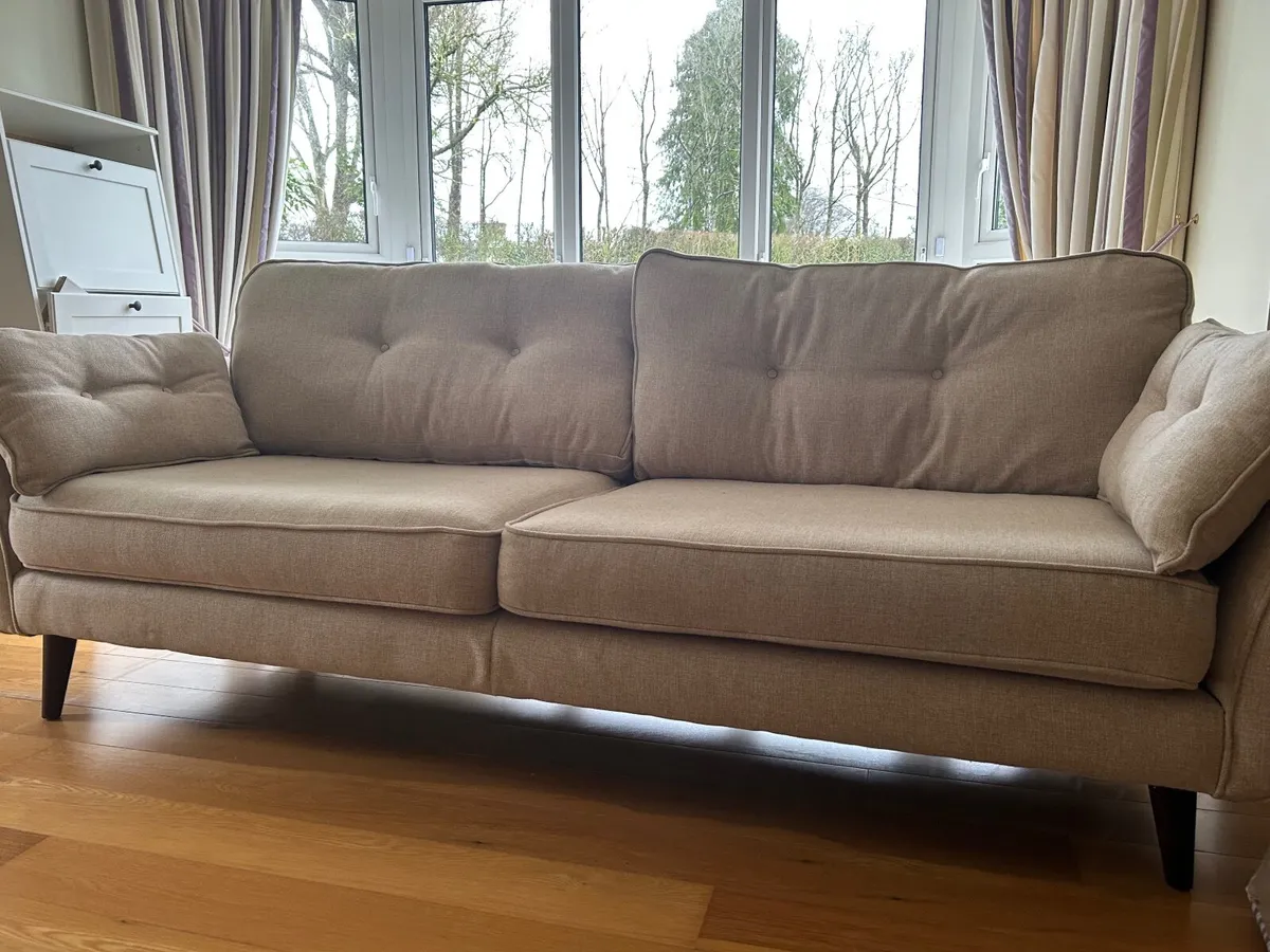 Sofa (DFS) - Image 2
