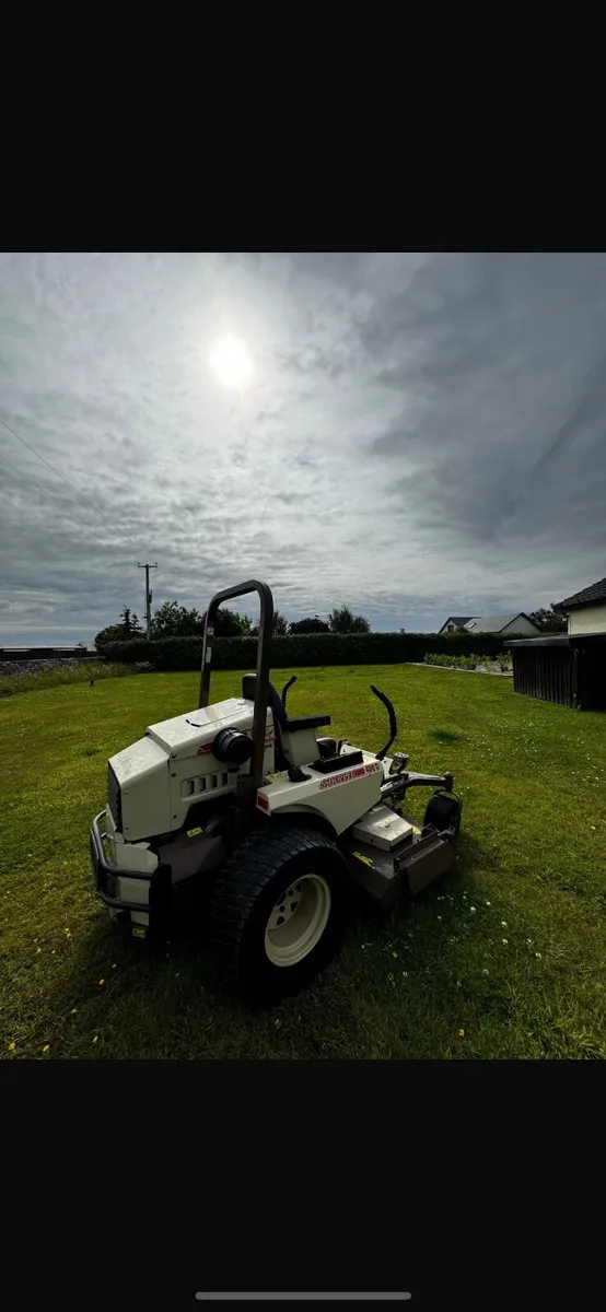 Grass hopper Zero turn - Image 2