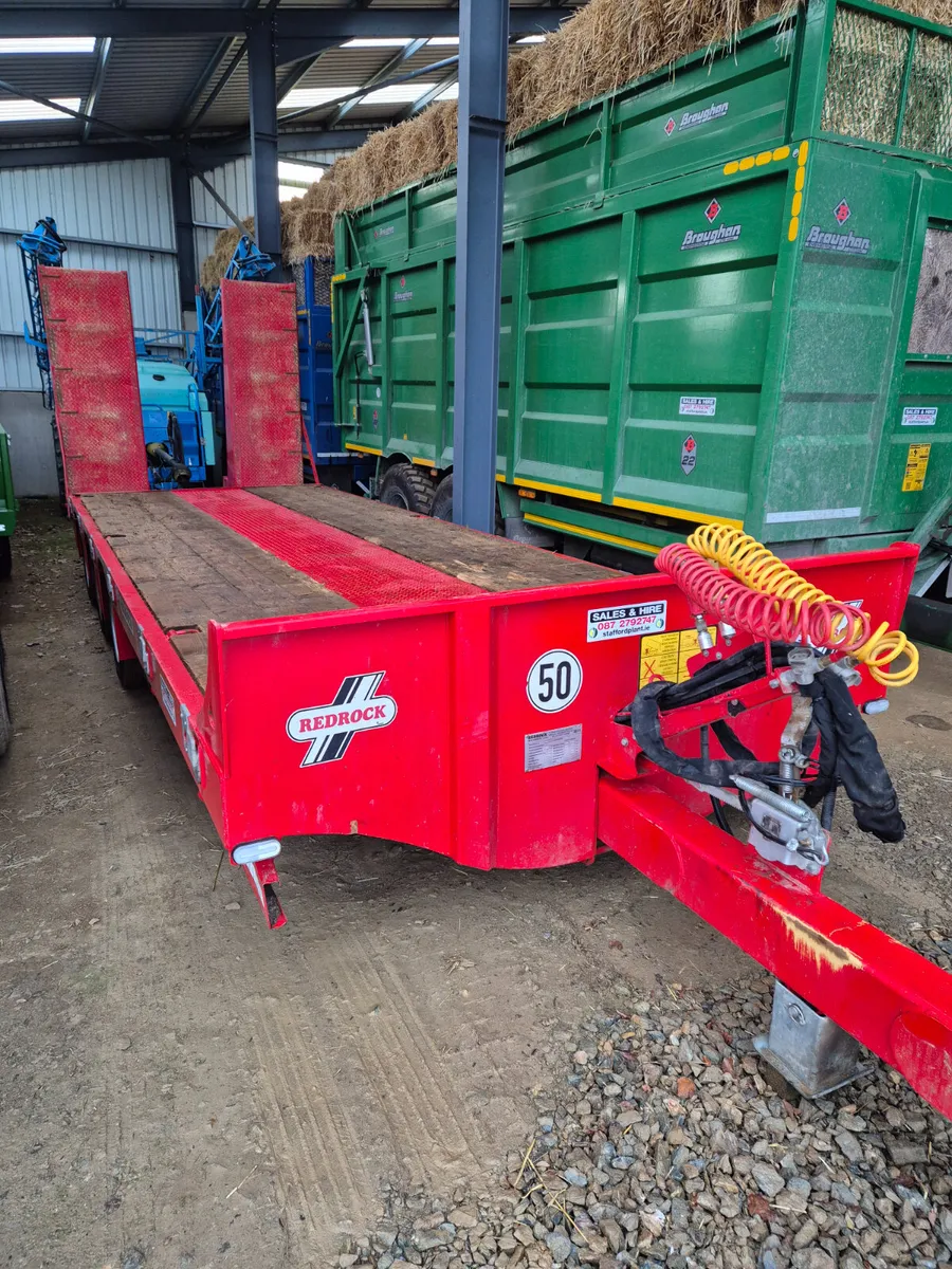 Redrock triaxle lowloader.   Only a few months old - Image 1