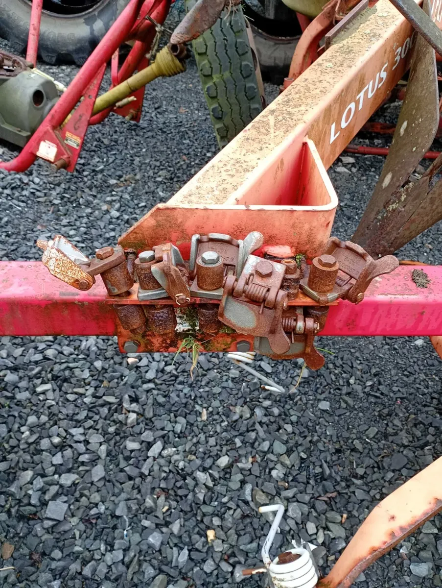 Hayturners Lely Lotus 300 CHOICE OF &PZ haybobs - Image 3