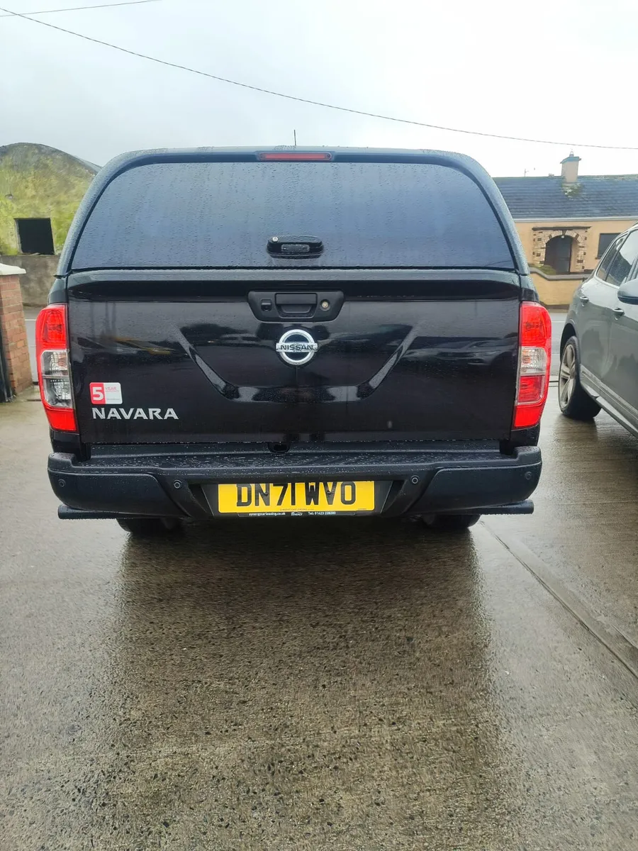 Nissan Navara 2021 crewcab - Image 4