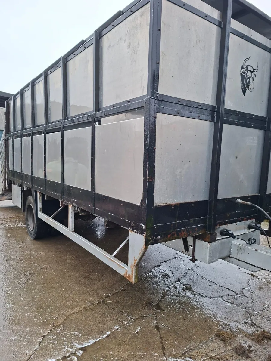 16FT Cattle Trailer - Image 1