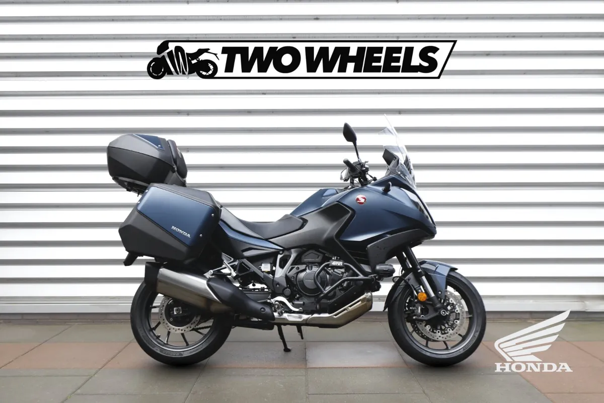 Honda NT1100A - Image 1