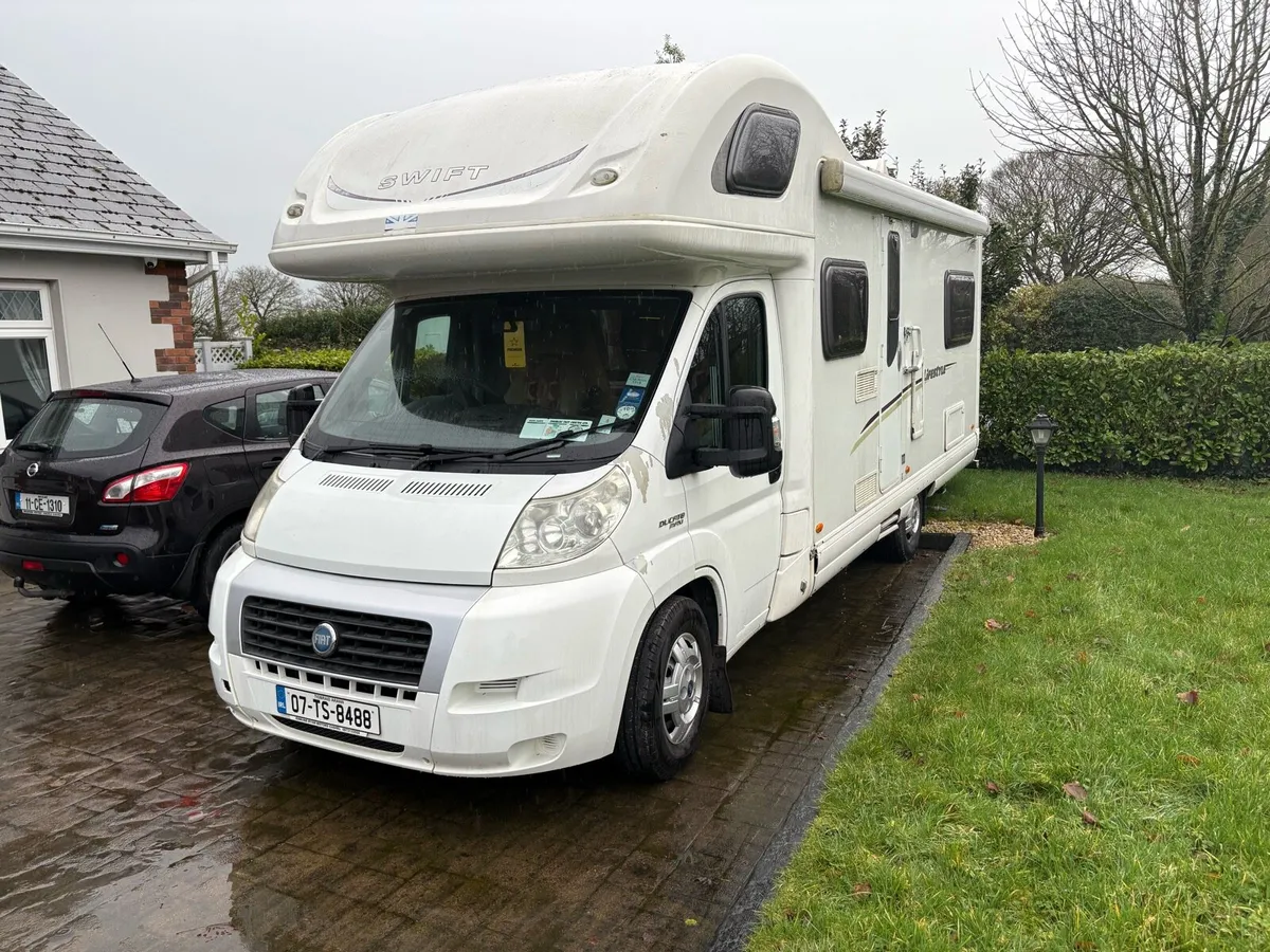 07 Swift Lifestlyle 6berth As new full warranty - Image 2