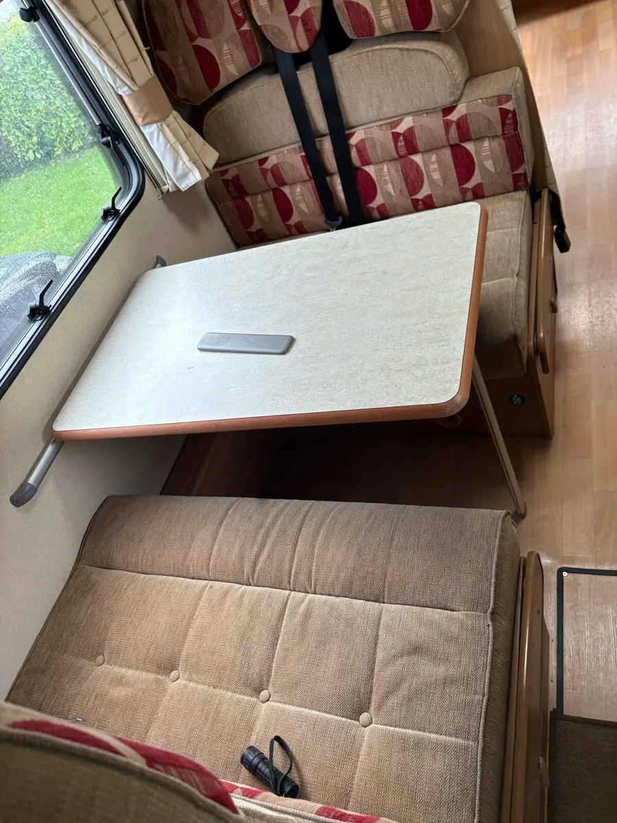 07 Swift Lifestlyle 6berth As new full warranty - Image 4