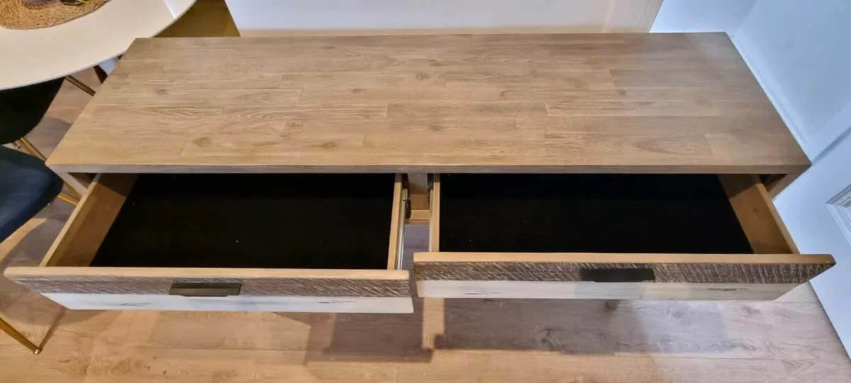 Console table - Image 4