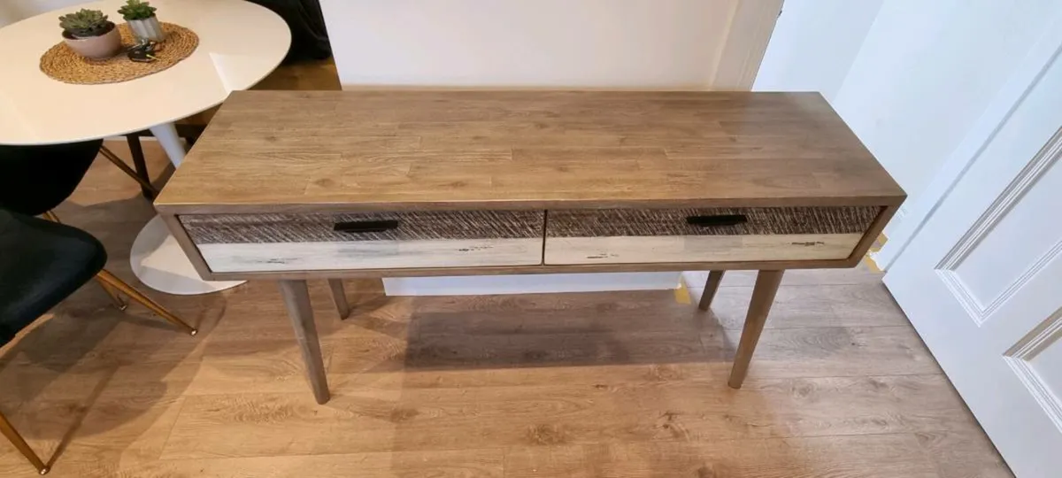 Console table - Image 3